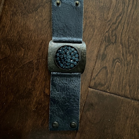 Bracelet - Picture 2 of 5